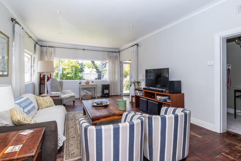 4 Bedroom Property for Sale in Bergvliet Western Cape